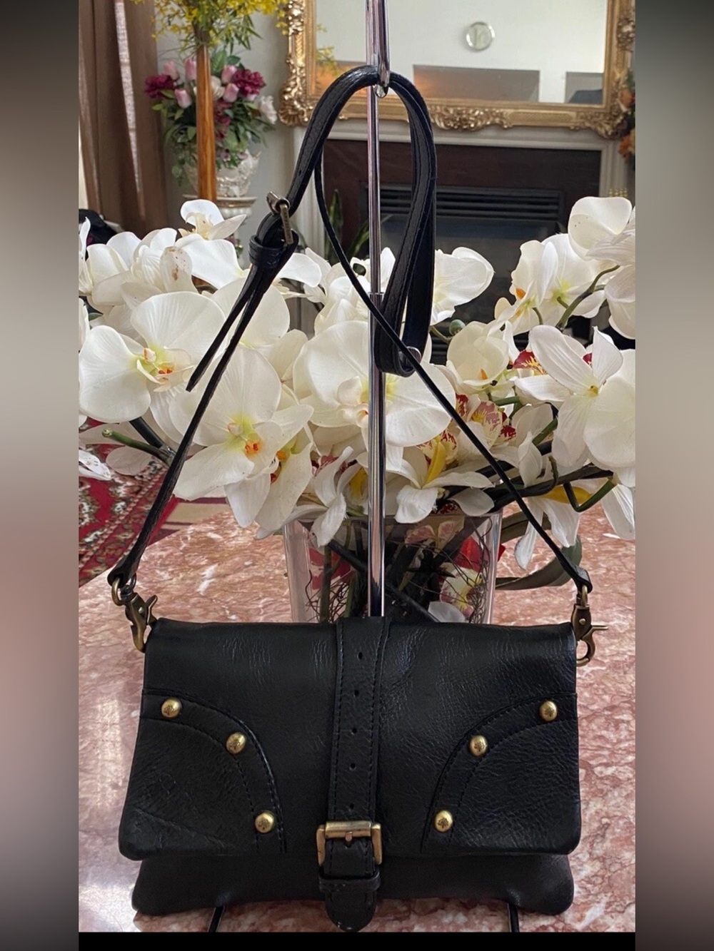 Mulberry Black Leather Shoulder Bag with Gold Hardware